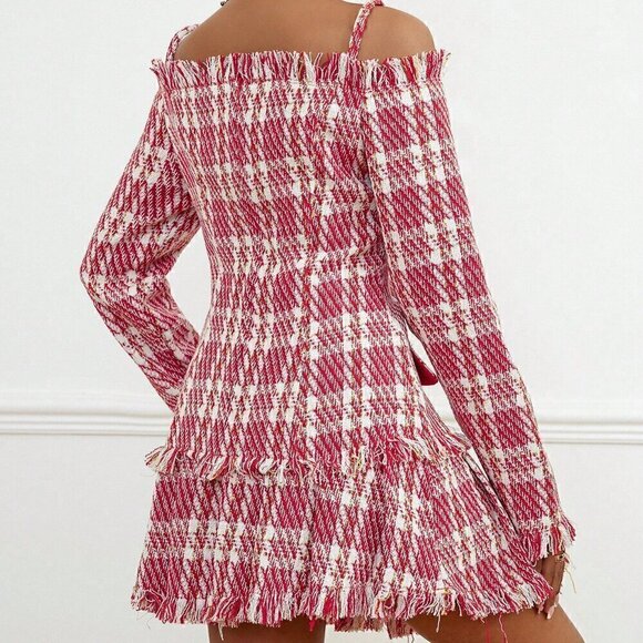 Red Elegant Women's Off-Shoulder Collar Raw Hem Detail Tweed Jacket And Skirt - Picture 2 of 5